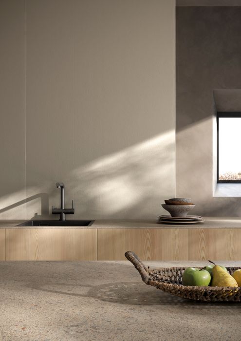 Pebbles: the modern elegance of porcelain stoneware