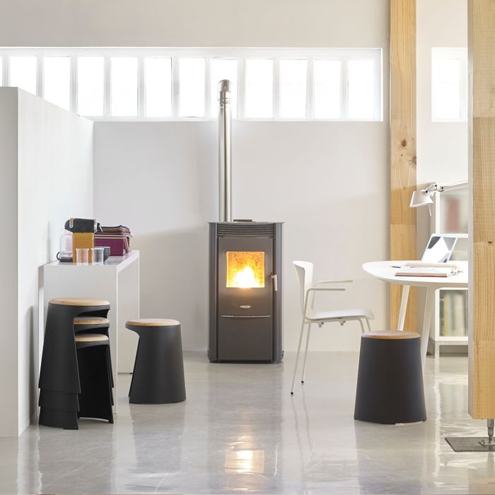 HANDY Stool, designed by Stephen Philips (Arup)