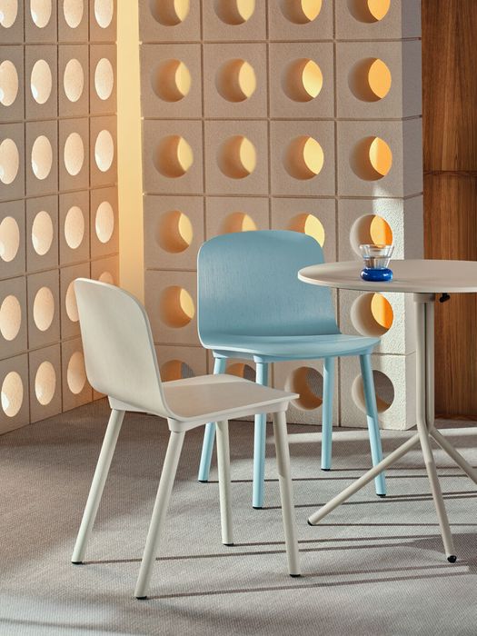 Nud plywood chairs