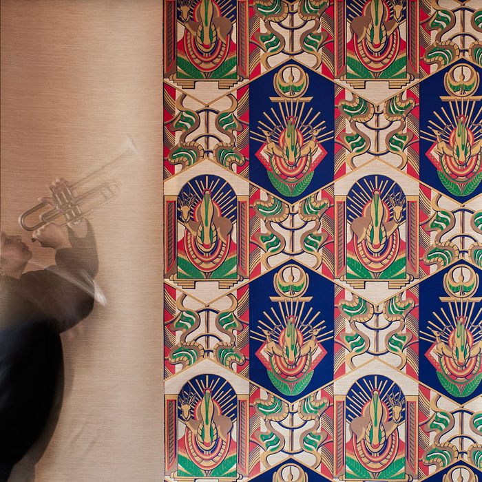 Blues Fantasia textile wallpaper