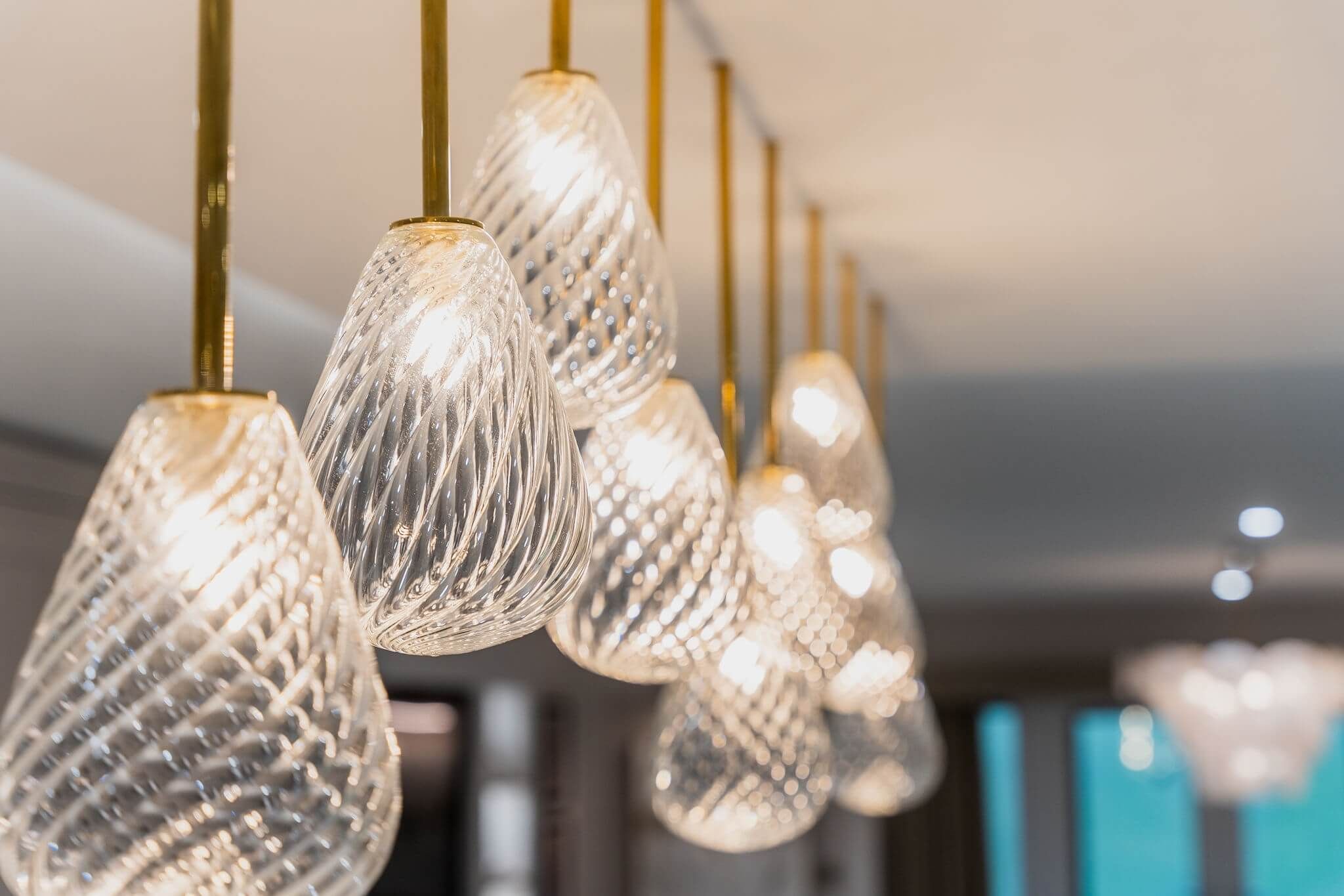 Kingston Sealed Rod Pendant Feature