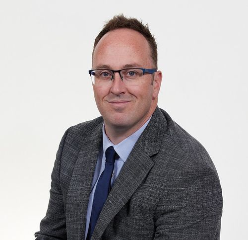 Stephen Dobson - Edmund Bell 