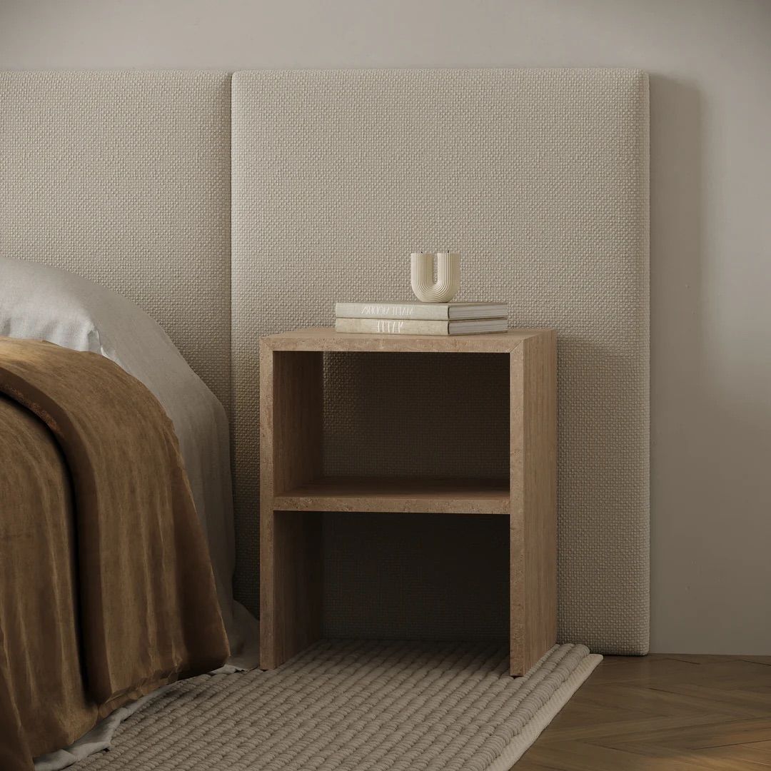 Side table provided by Comodo Living