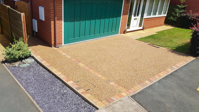 The Importance of SUDS-Compliant Resin Driveways: A Sustainable Solution for Modern Homes