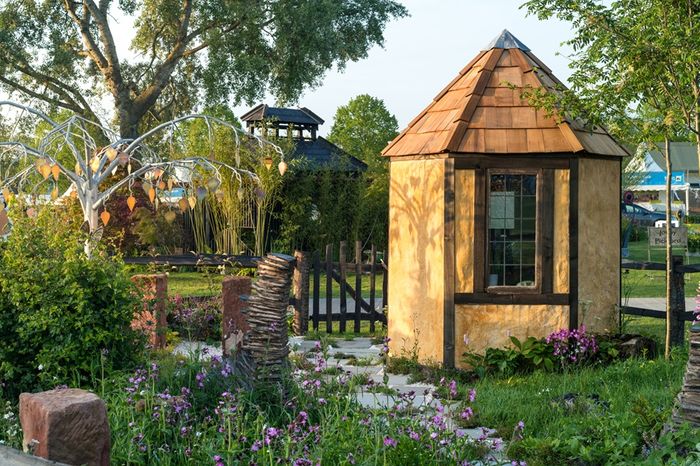 RHS medal-winning garden rebuilt for Hospice