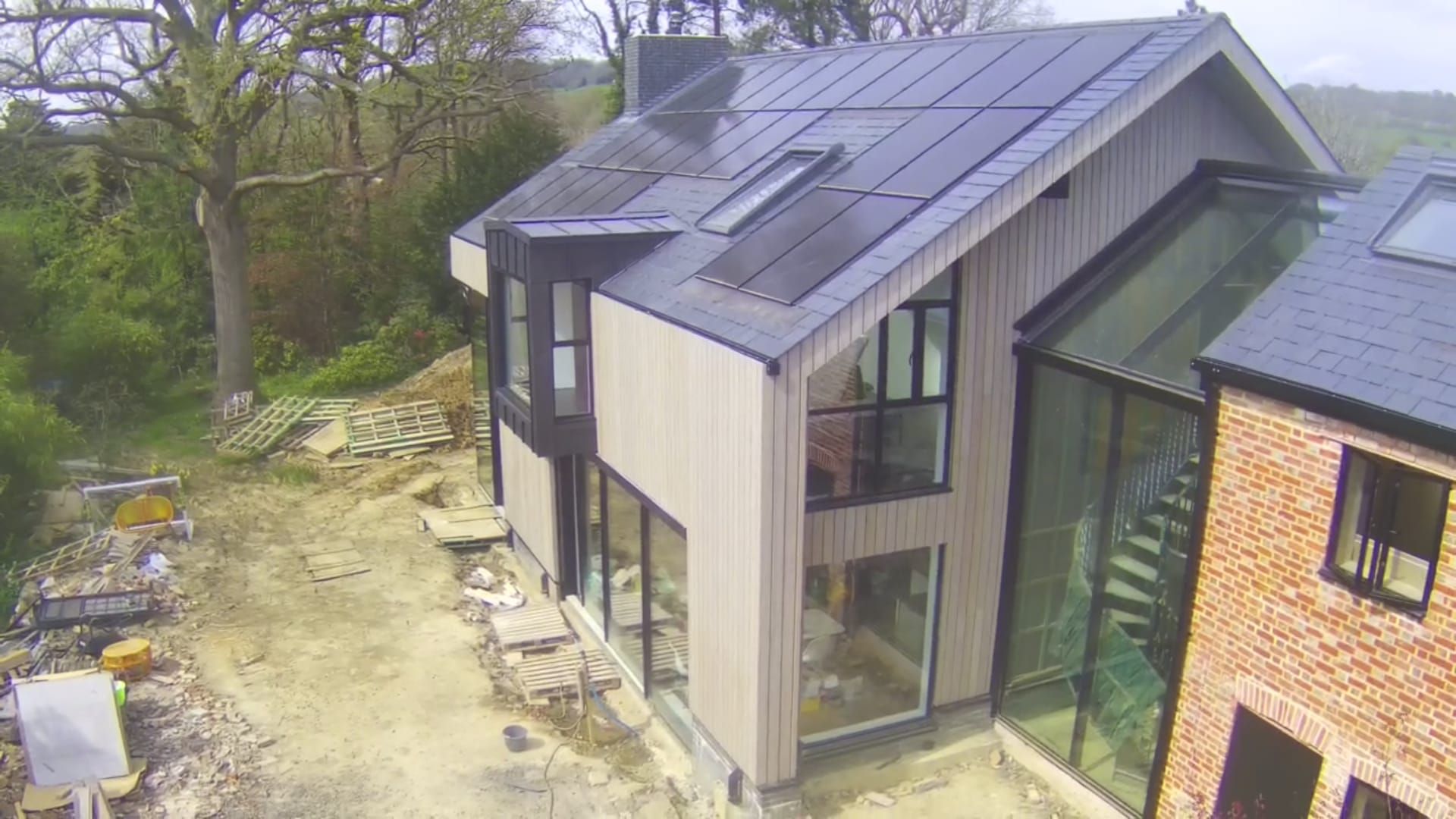 Heritage Reborn: Blending Old Charm with Sustainable Modern Living