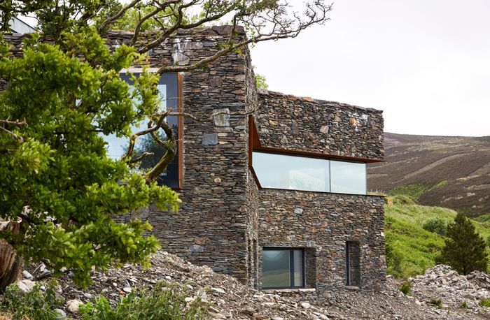 Restorative Rural Retreat for Sartfell