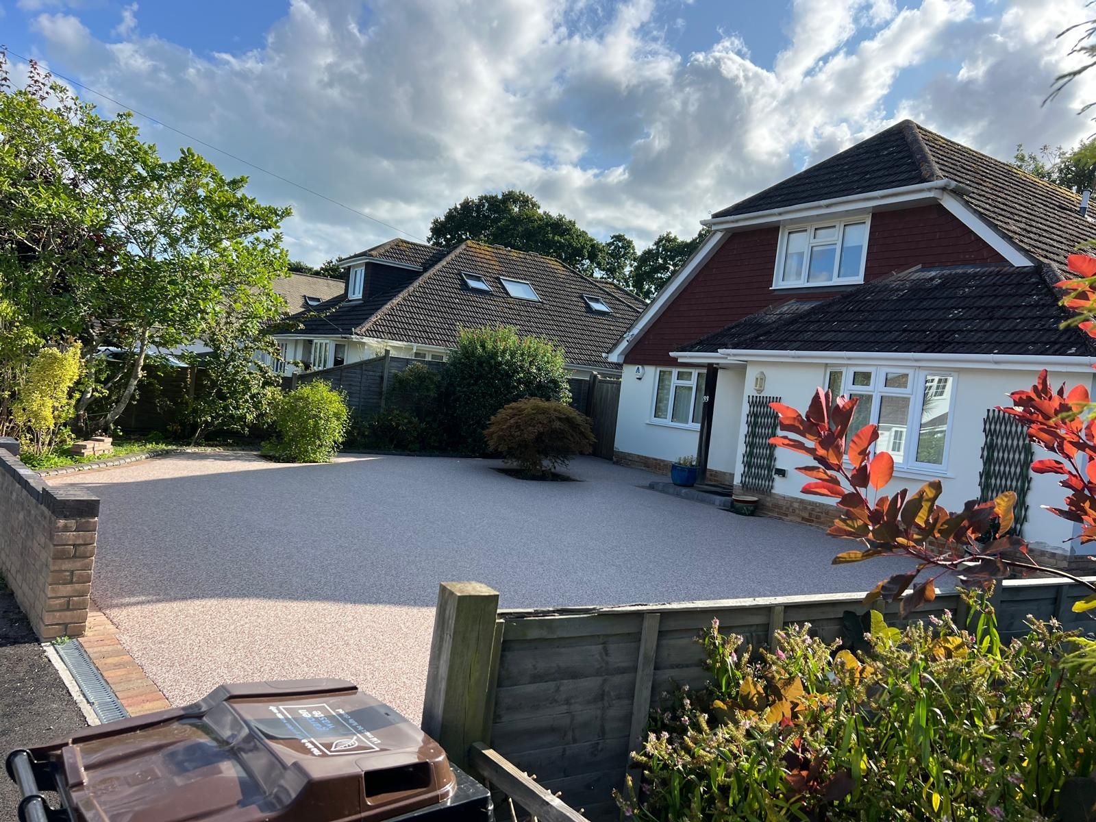 Harlequinn Harmony – RH12 Resin Driveway Transformation