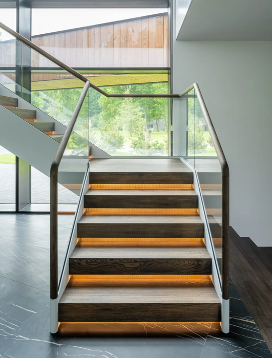Luxurious design L shape oak staircase