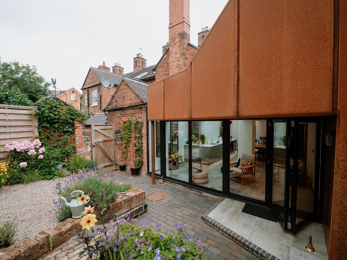 Cheshire Street.