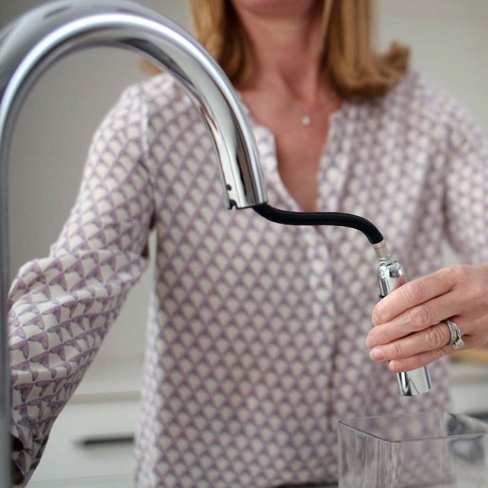 PULL OUT SPRAY | 4 IN 1 INSTANT BOILING WATER TAP | AQUATAP ULTRA | BRUSHED CHROME