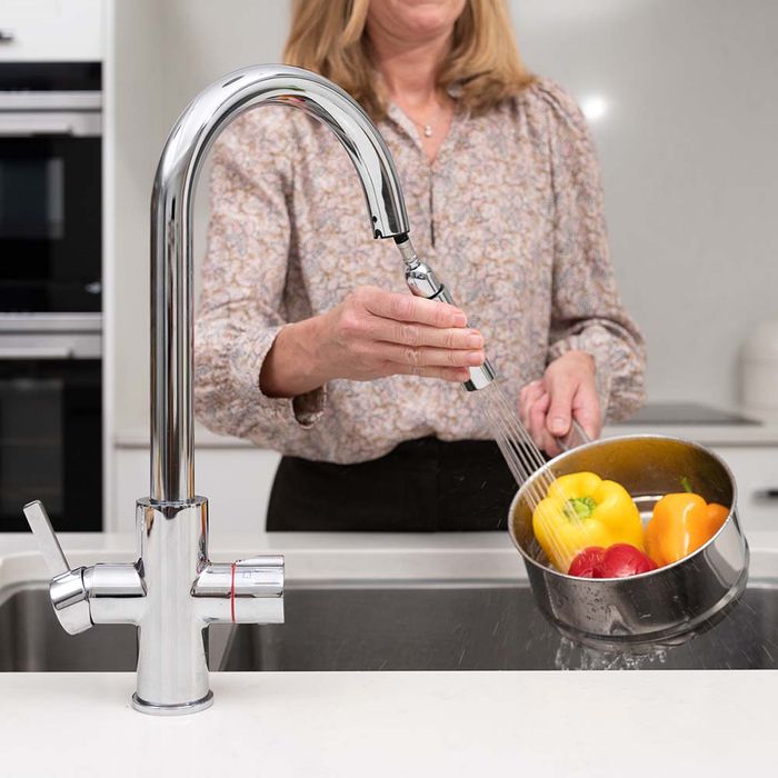 PULL OUT SPRAY | 4 IN 1 INSTANT BOILING WATER TAP | AQUATAP ULTRA | MATT BLACK