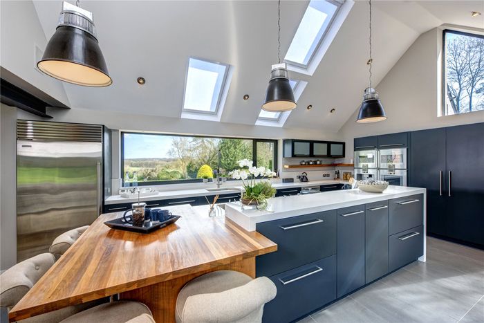 Slender framed aluminium windows
