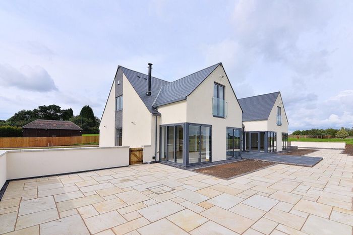 Green Belt House Near Lichfield