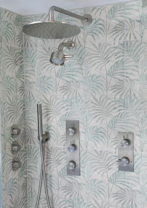Showers and wetrooms