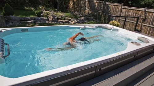 Hydropool returns to Grand Designs Live