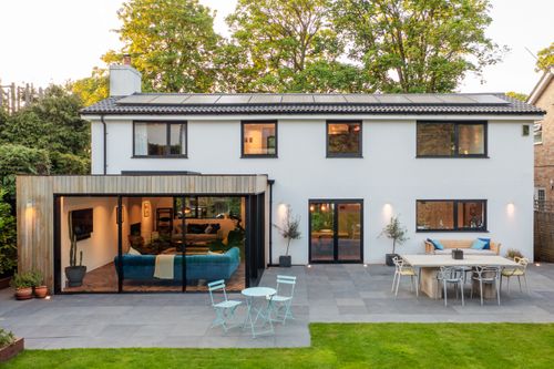 Save up to 30% at Grabex Windows