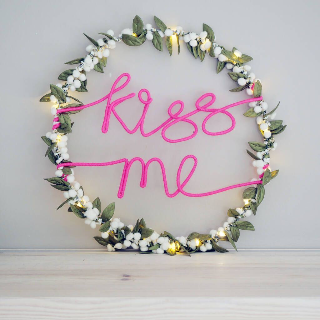 mistletoe wreath