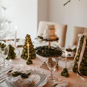 The Art of Tablescaping Christmas Edition