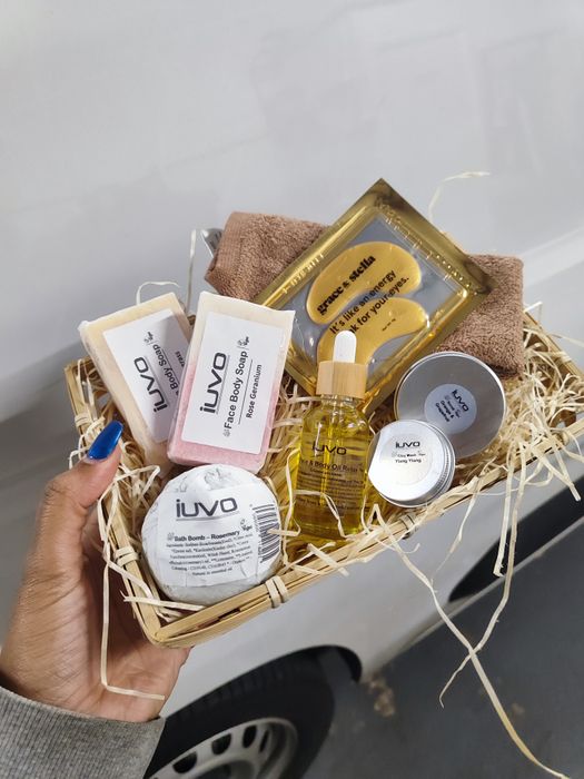 iUVO Skincare Hamper Packs