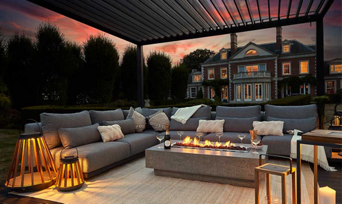 Discover the luxury outdoors this season