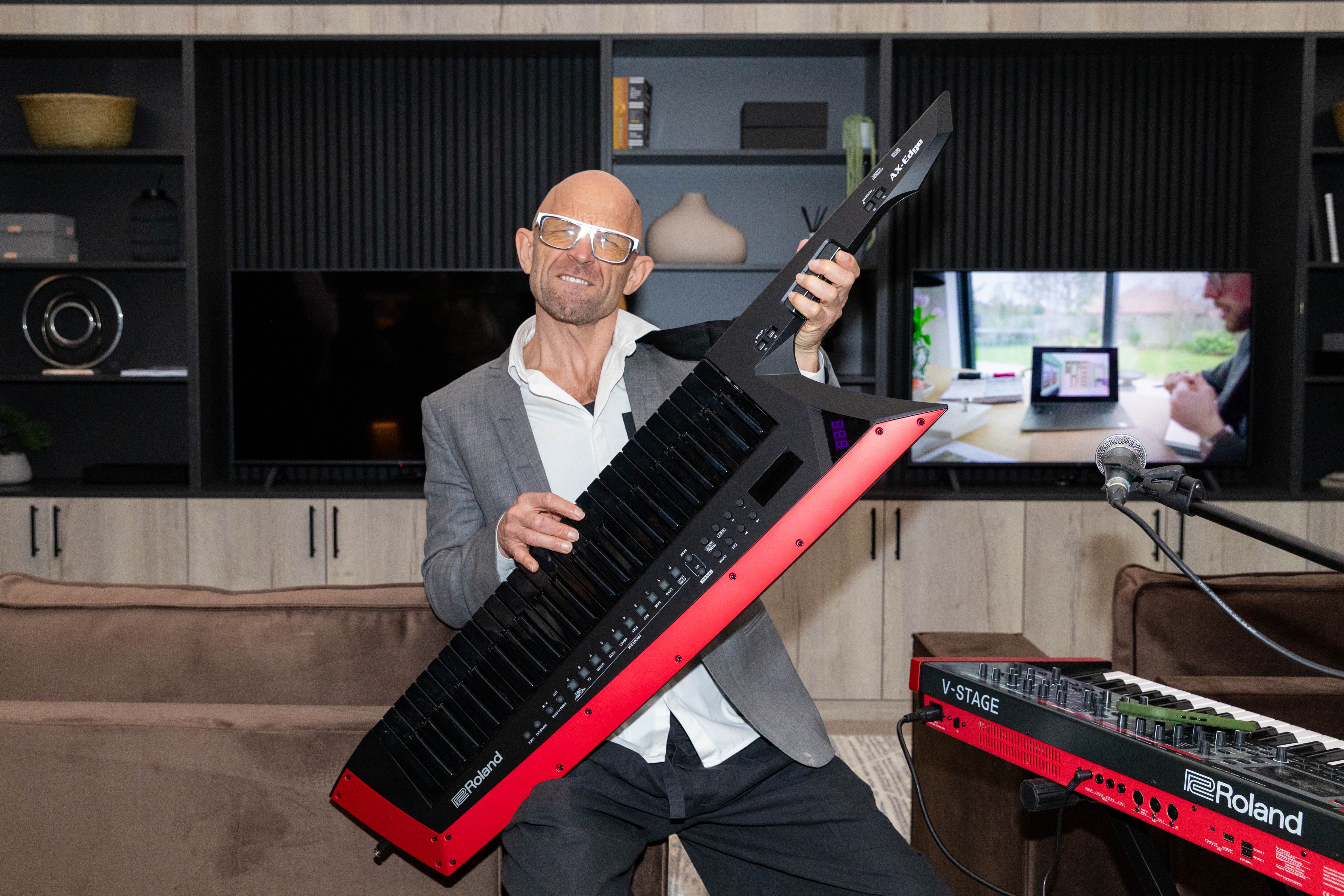 Jason Bradbury Smart Home keyboard