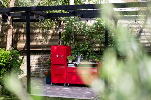 Charlie Oven: Love Food, Love Colour, Love Your Garden