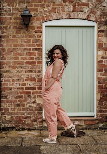 FOR THE WOMEN WHO DO EVERYTHING, THIS IS THE WORKWEAR THAT FINALLY DOES TOO