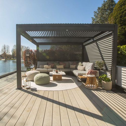 Maranza Louvered Roof Pergola