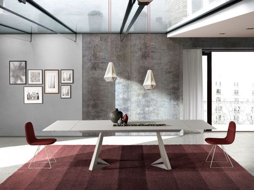 Infinity dining table