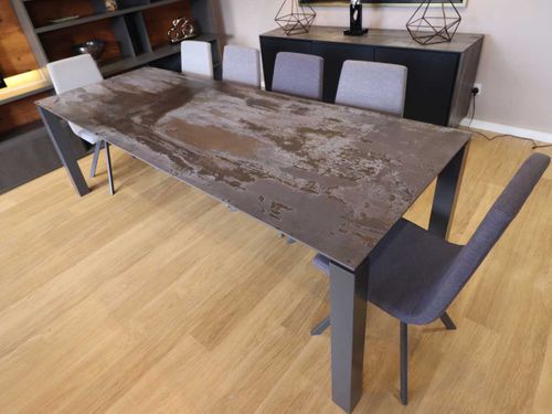 Sydney extendable Dekton table