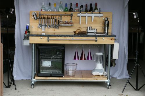 BBq mobile prep station and cocktail bar