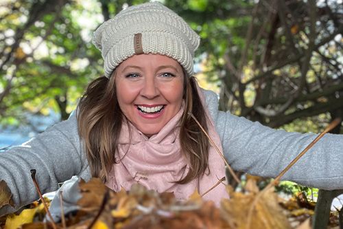 From Bland to Blooming: MT O'Donnell’s Masterclass in Hanging Baskets