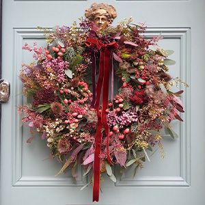 Seasonal wreath making