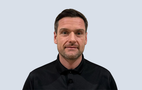 Steve Lewis
