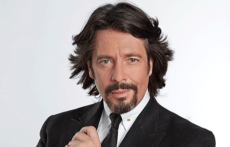 Laurence Llewelyn-Bowen