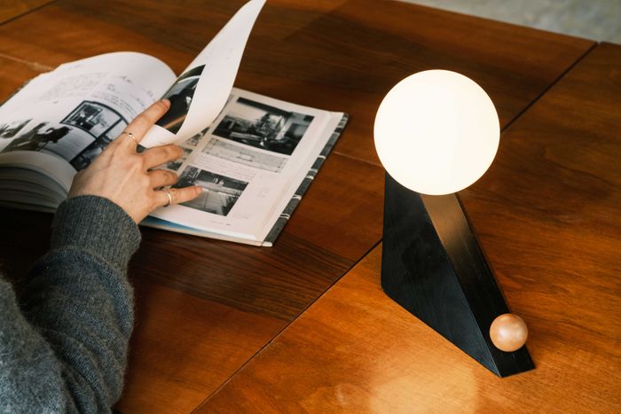 TILT lamp - No switch, just tilt