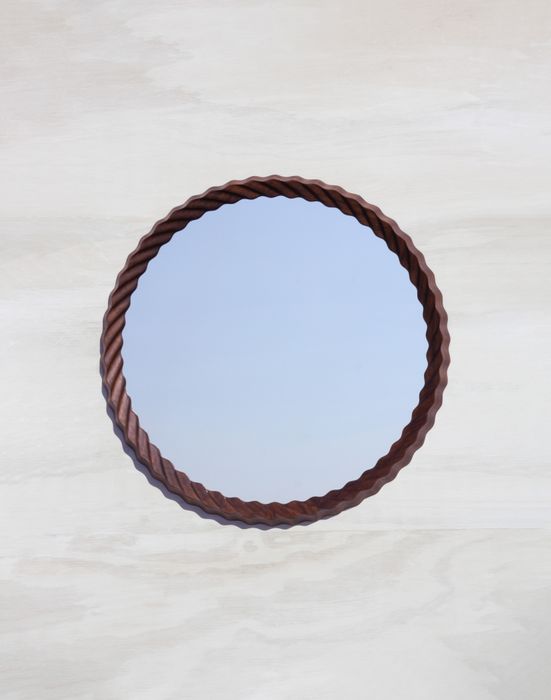 Kruller Midi Mirror | Walnut