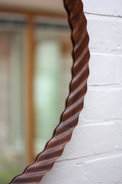 Kruller Midi Mirror | Walnut