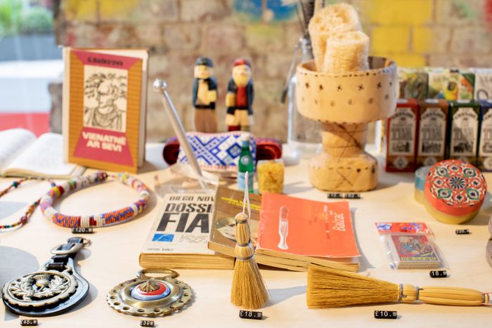 Travel Things Concept Store 