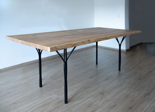 Betors – Oak and Steel Table