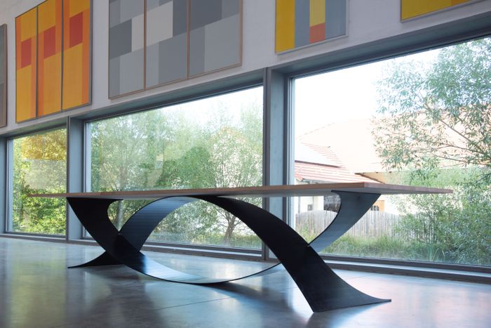 Hallta – Beech and Steel Table