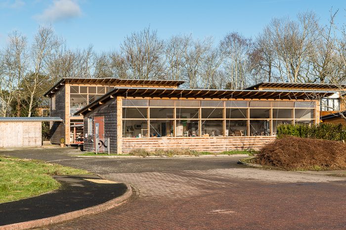 Passive Solar Buildings 