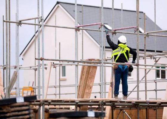 Construction jobs surge helps push up workforce by 50,000 | Construction Buzz #205