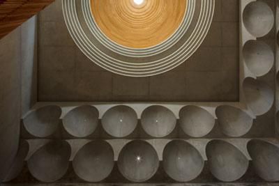 Traditional Islamic architecture informs ornamental concrete vaulting in Punchbowl Mosque | Construction Buzz #223