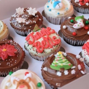 Christmas Cupakes with Primrose Bakery