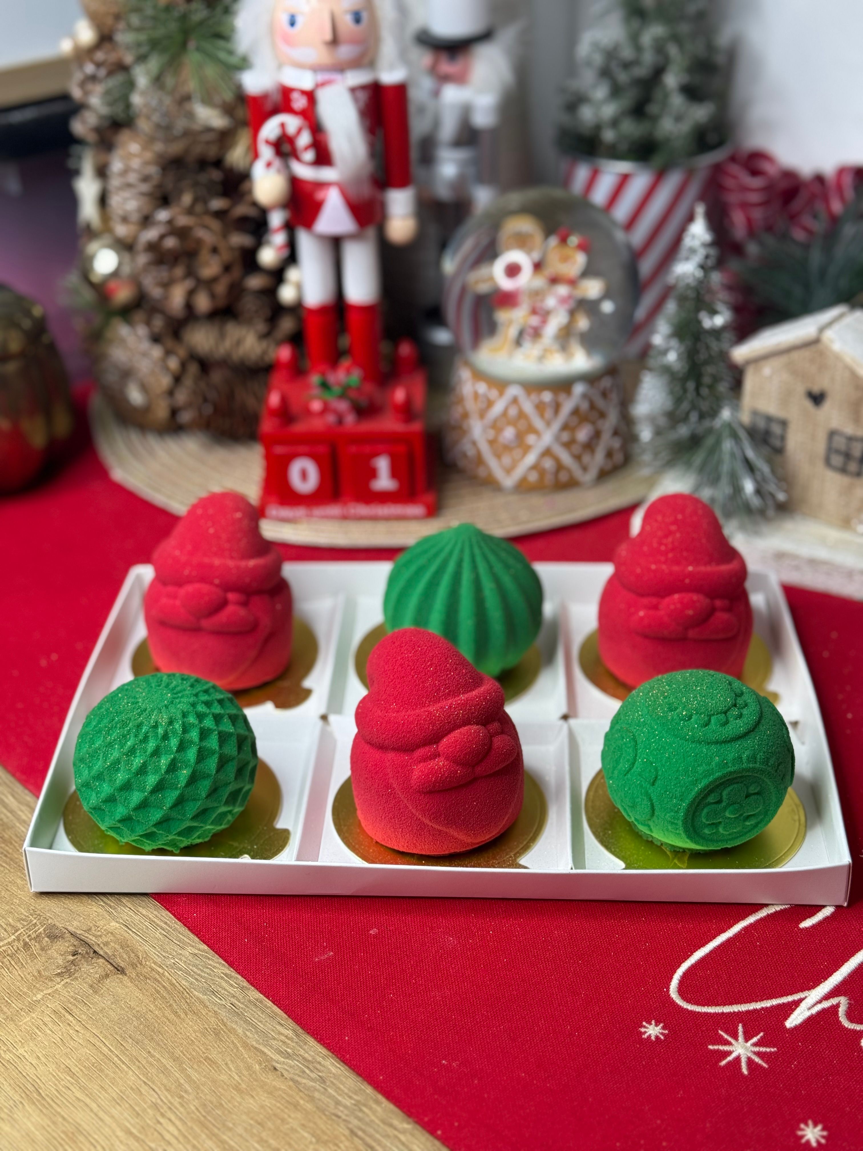 Mousse cakes, cupcakes, macarons, cookies and many more