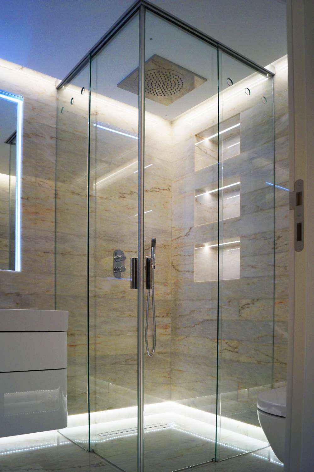 Sliding shower doors