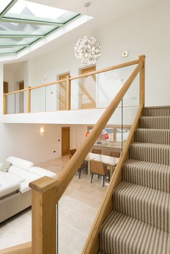 StairBox oak and embedded glass staircase