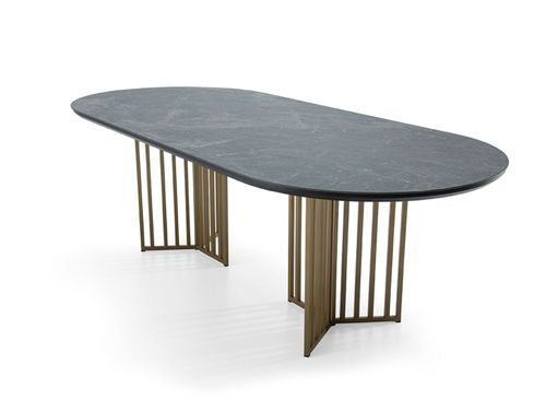 Havana dining table